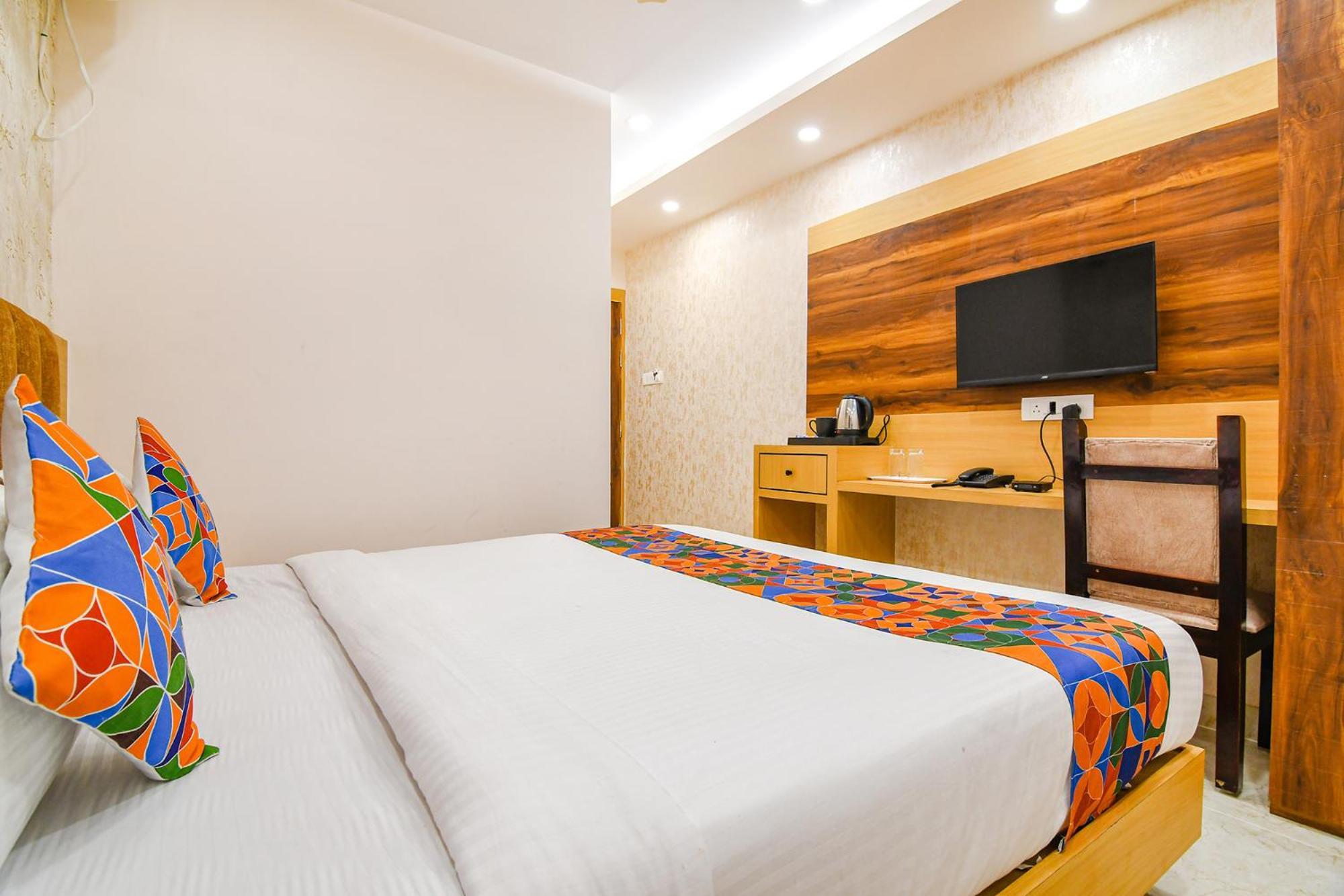 Fabhotel Sonali Golden Palace - Nr Bhubaneswar Railway Station Exterior photo