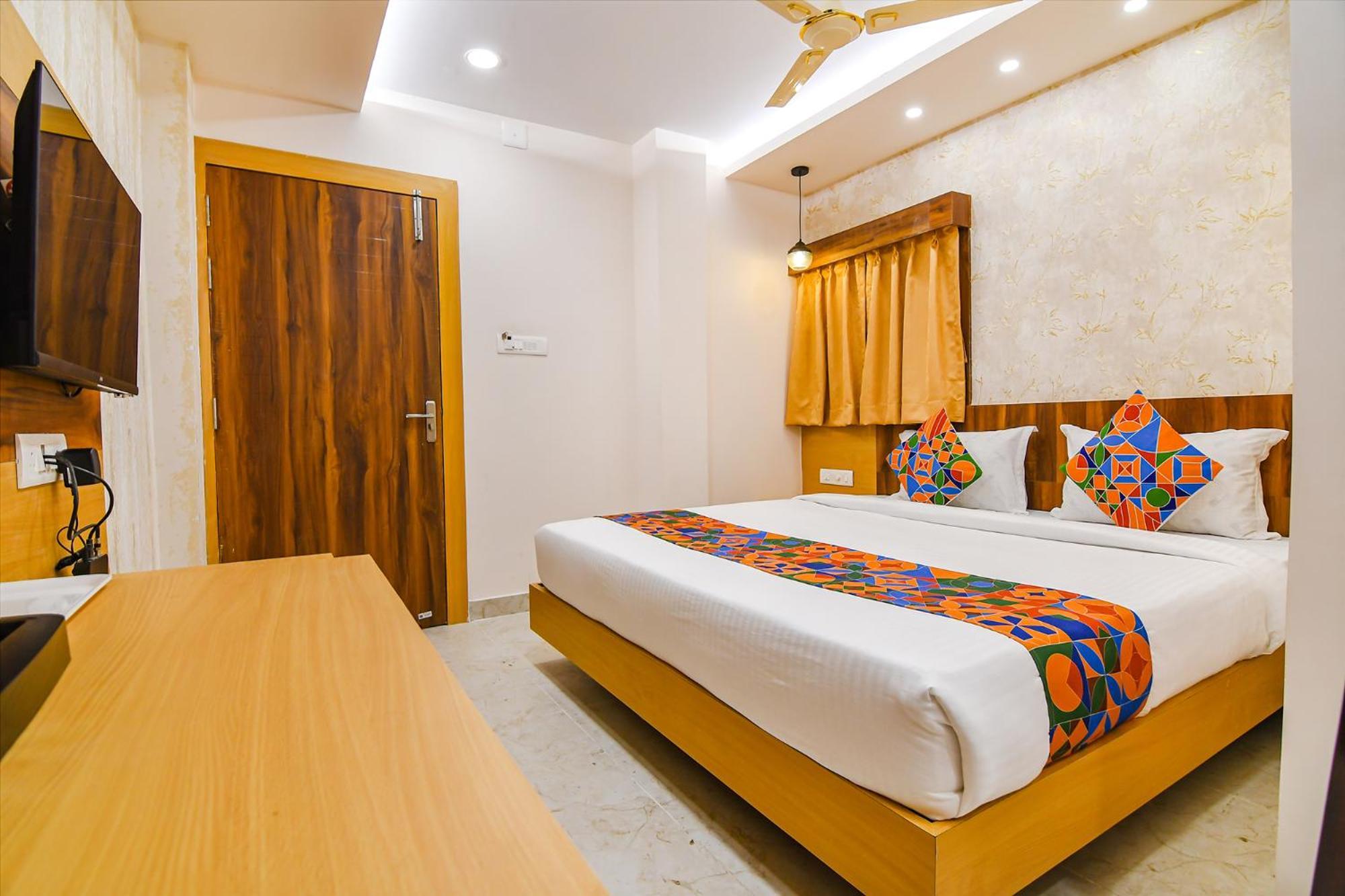 Fabhotel Sonali Golden Palace - Nr Bhubaneswar Railway Station Exterior photo